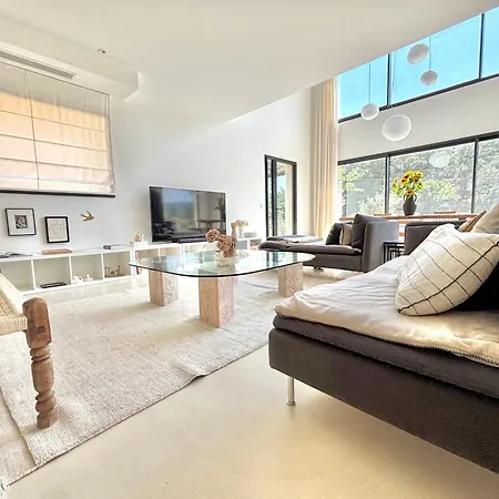 Modern With Pool & Garden Saint-aygulf 圣艾格夫