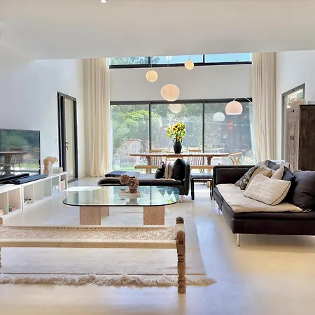 Modern With Pool & Garden Saint-aygulf