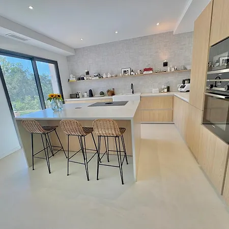 Modern With Pool & Garden Saint-aygulf 别墅 圣艾格夫